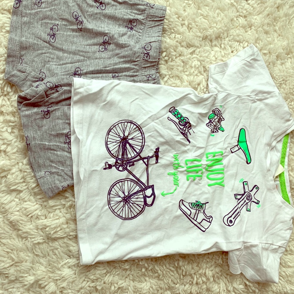 Zara Graphic Tee